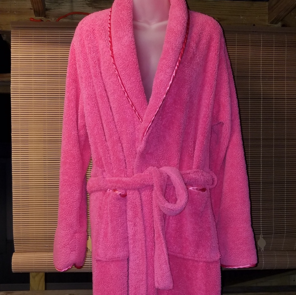 Bath and Body Works Pink Robe